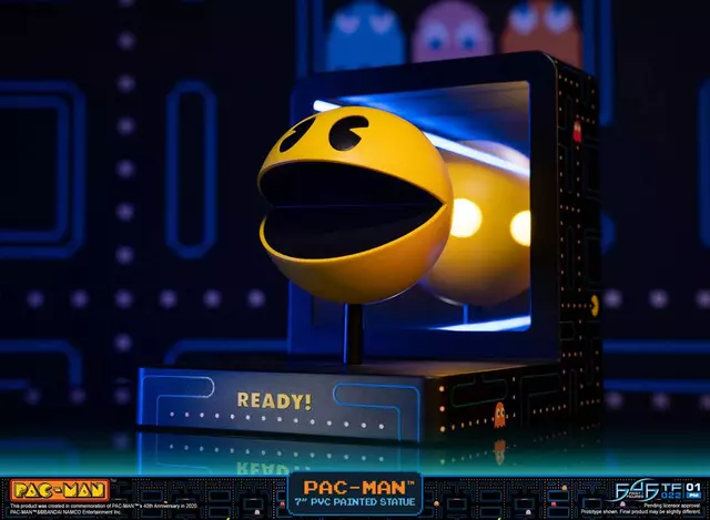 Comprar Figura Pac-Man con Expositor Infinito 18 cm Figuras de Videojuegos Estándar screen 3