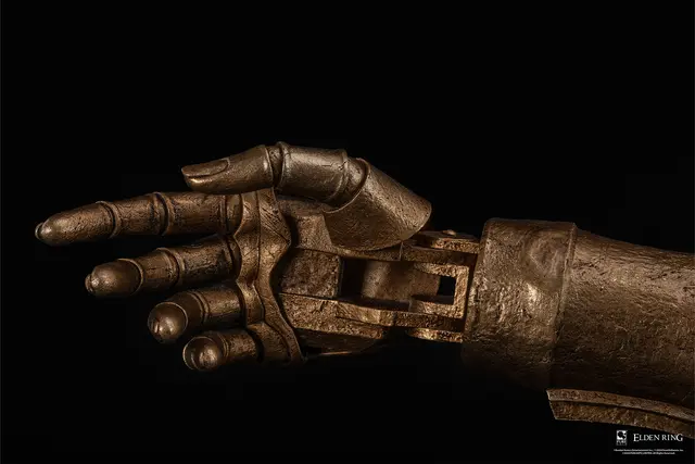 Reservar Figura Brazo de Malenia Replica Resina Escala 1:1 Elden Ring 89 cm Figuras de Videojuegos