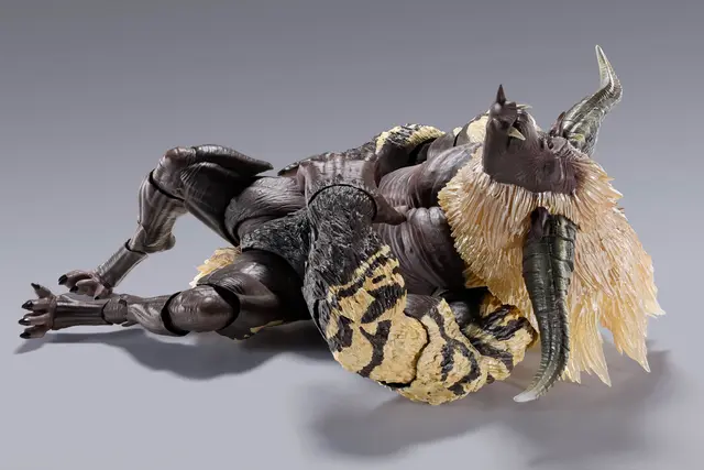 Reservar Figura Furious Rajang Monster Hunter SH Monster Arts 20cm Figuras de Videojuegos Estándar