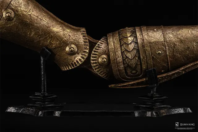 Reservar Figura Brazo de Malenia Replica Resina Escala 1:1 Elden Ring 89 cm Figuras de Videojuegos