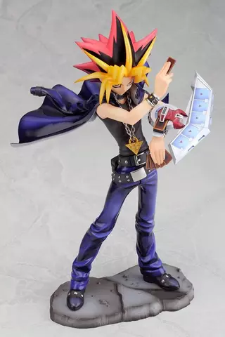 Comprar Figura Yami Yugi Yu-Gi-Oh 24cm Figuras de Videojuegos Estándar screen 1